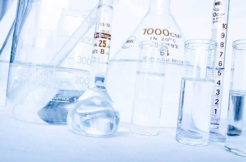 Hidrojen Peroksit (H2O2) Nedir? Günlük Yaşantımızda Nerelerde Kullanılır?
